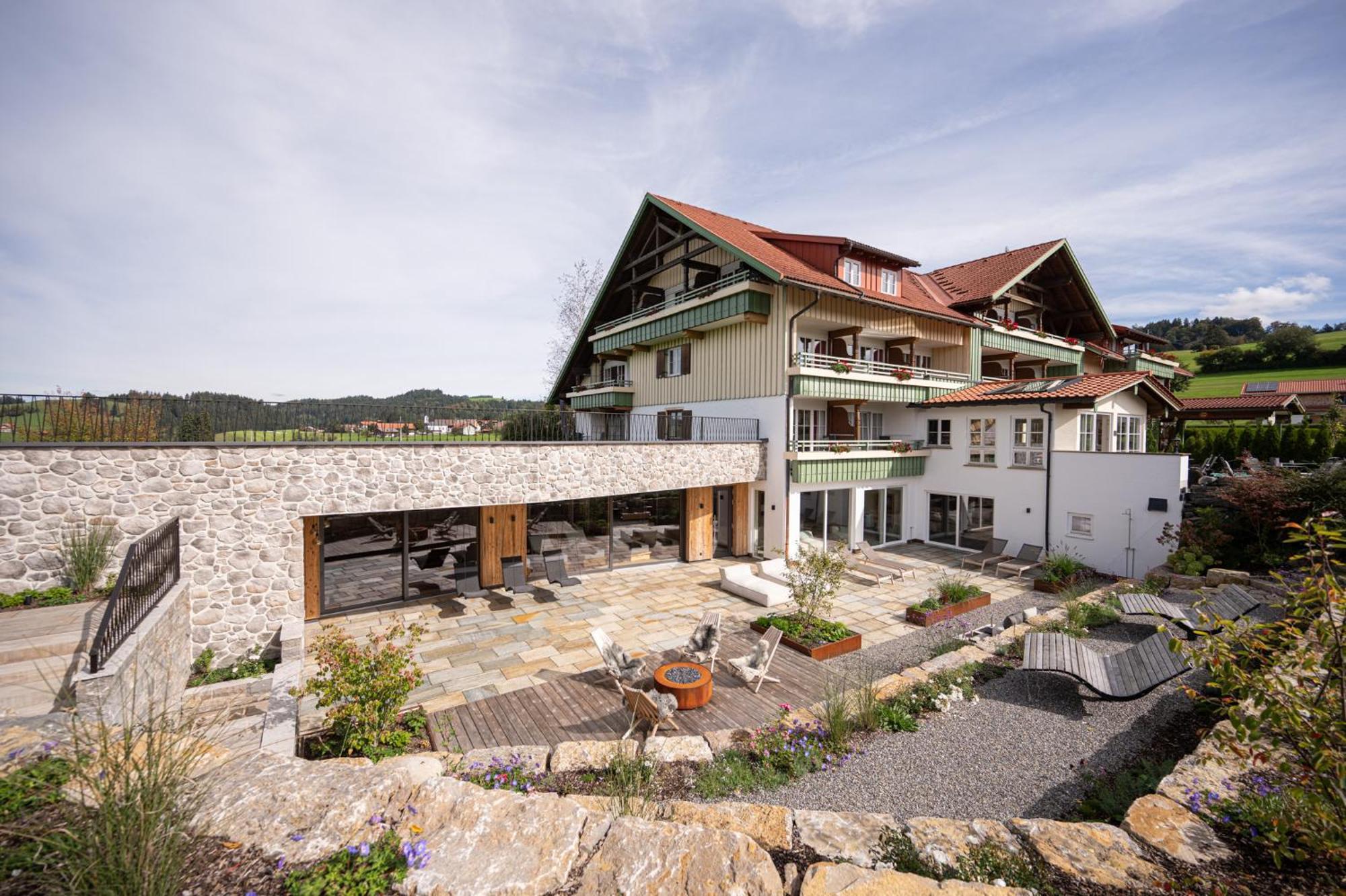 אוברשטאופן Hotel Johanneshof מראה חיצוני תמונה