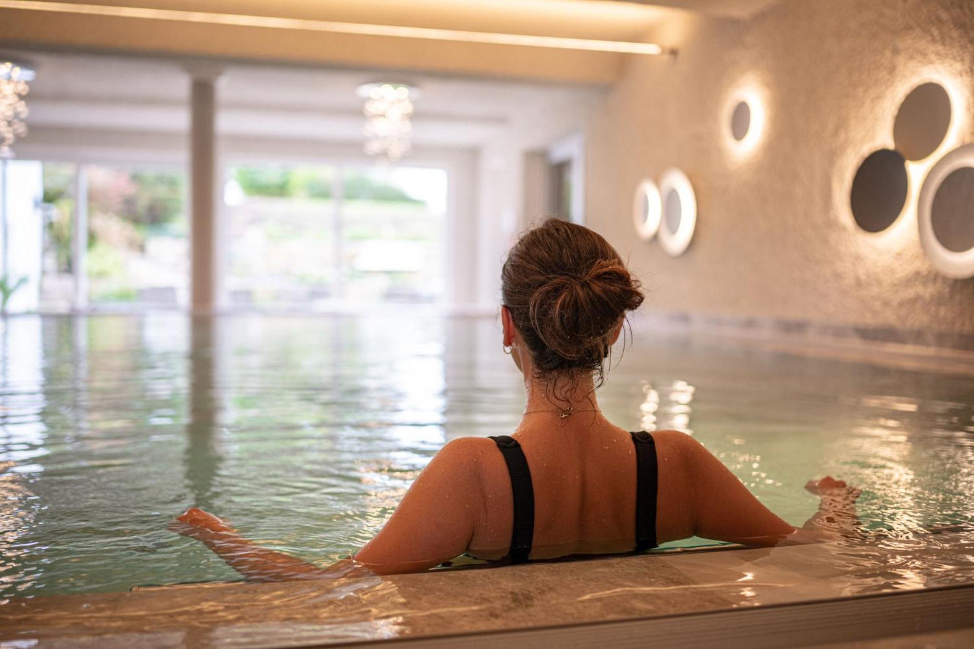 אוברשטאופן Hotel Johanneshof מראה חיצוני תמונה
