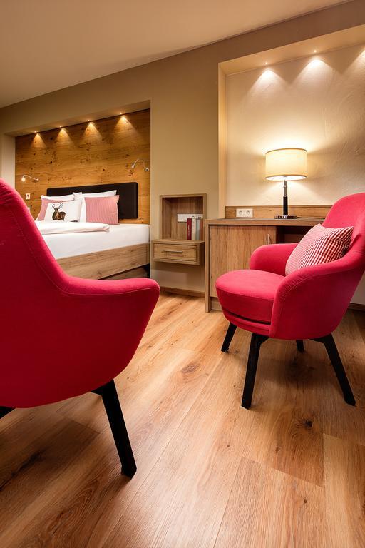 אוברשטאופן Hotel Johanneshof מראה חיצוני תמונה